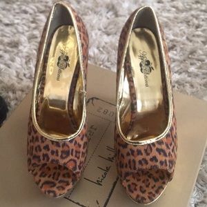Stiletto sandals